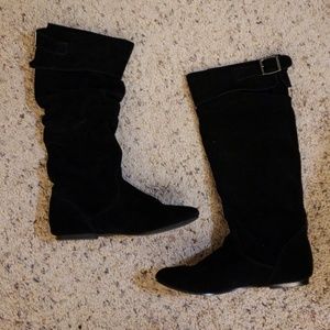 Tyler knew high boots